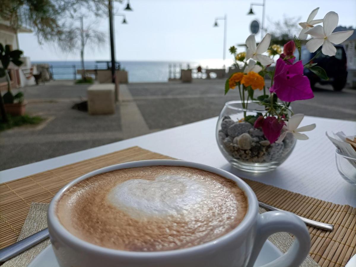 Bed & Breakfast Borgo Dei Pescatori - Sul Mare